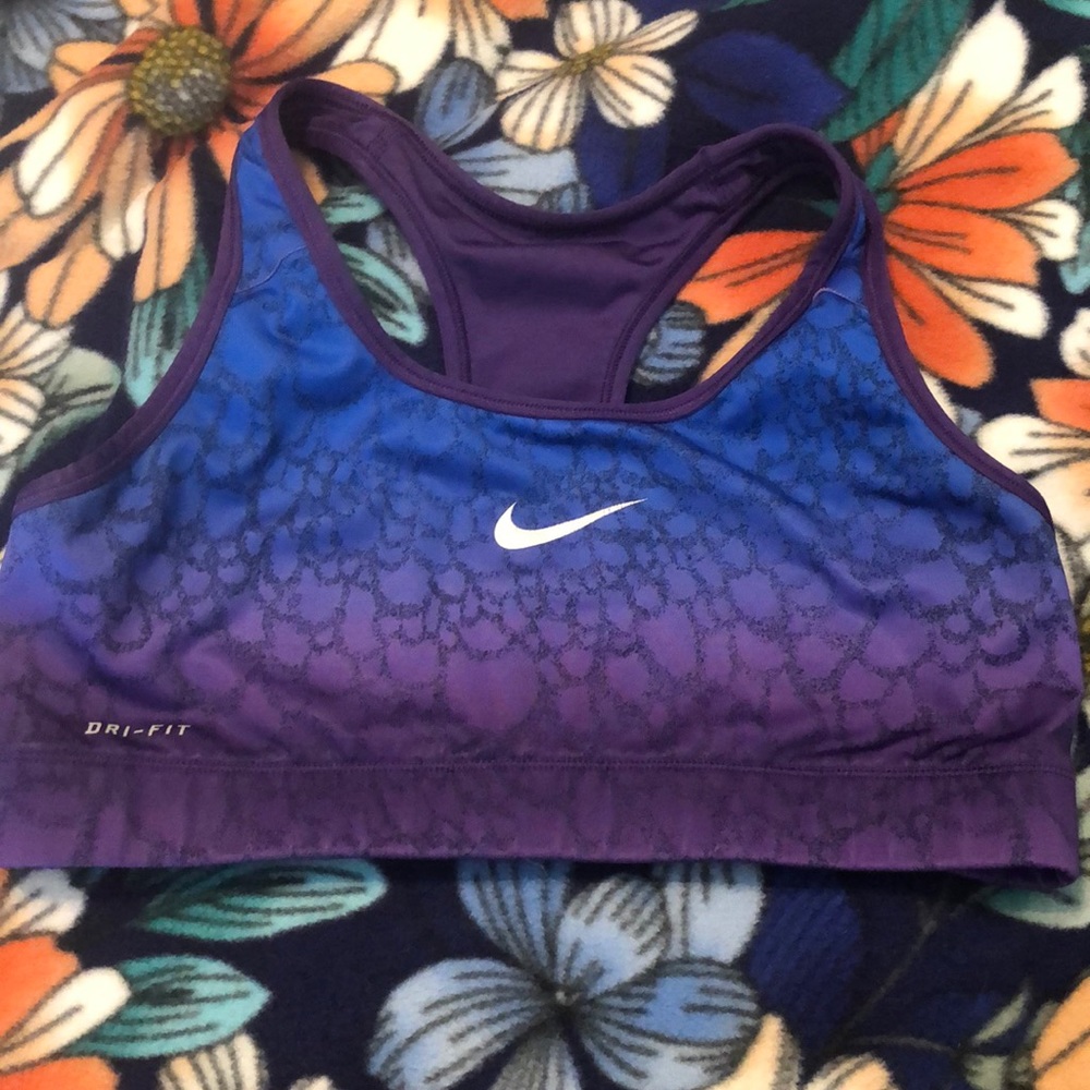 Nike sports bra